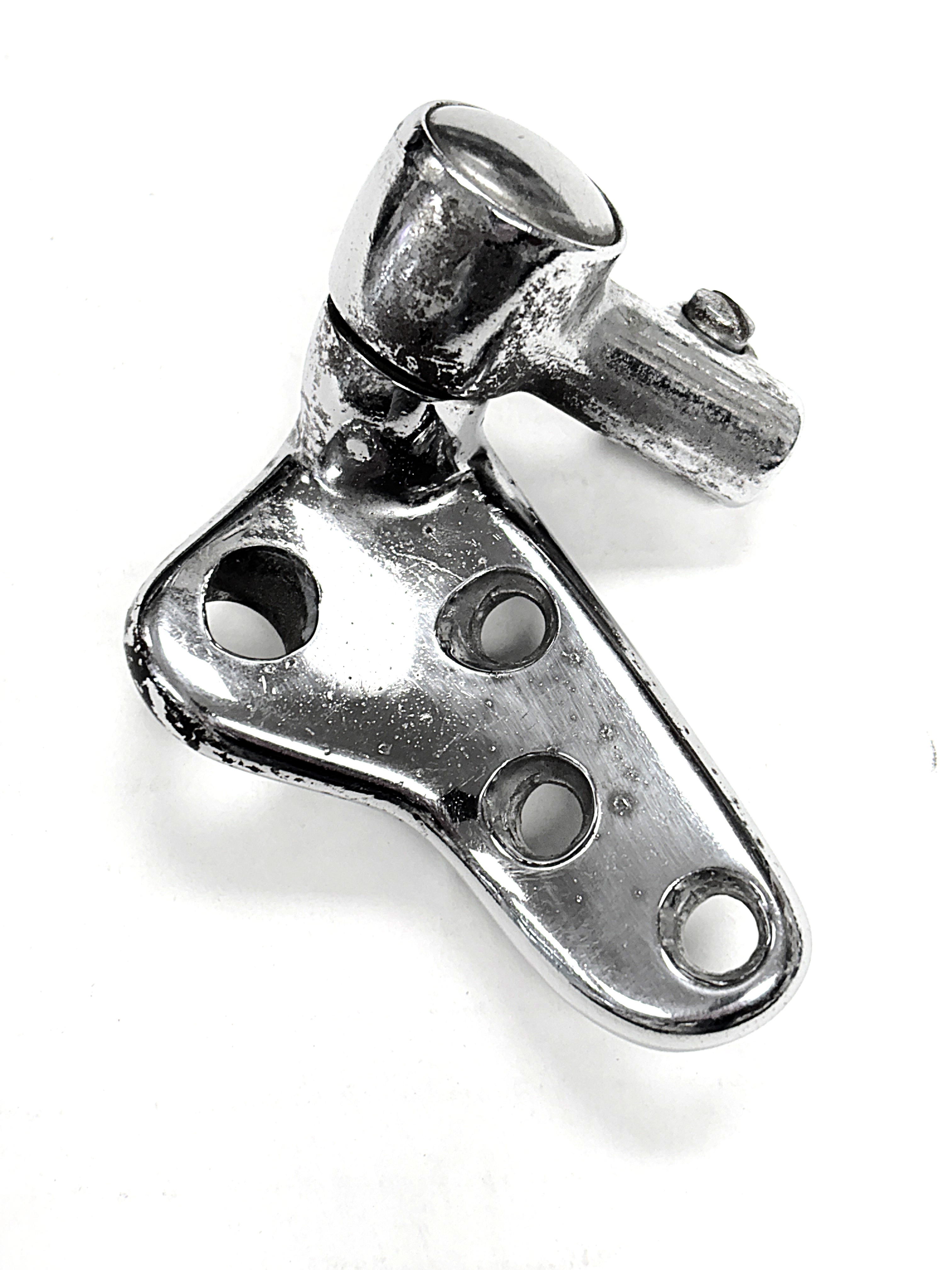 1955-57 Chevrolet Convertible Right Sunvisov Support