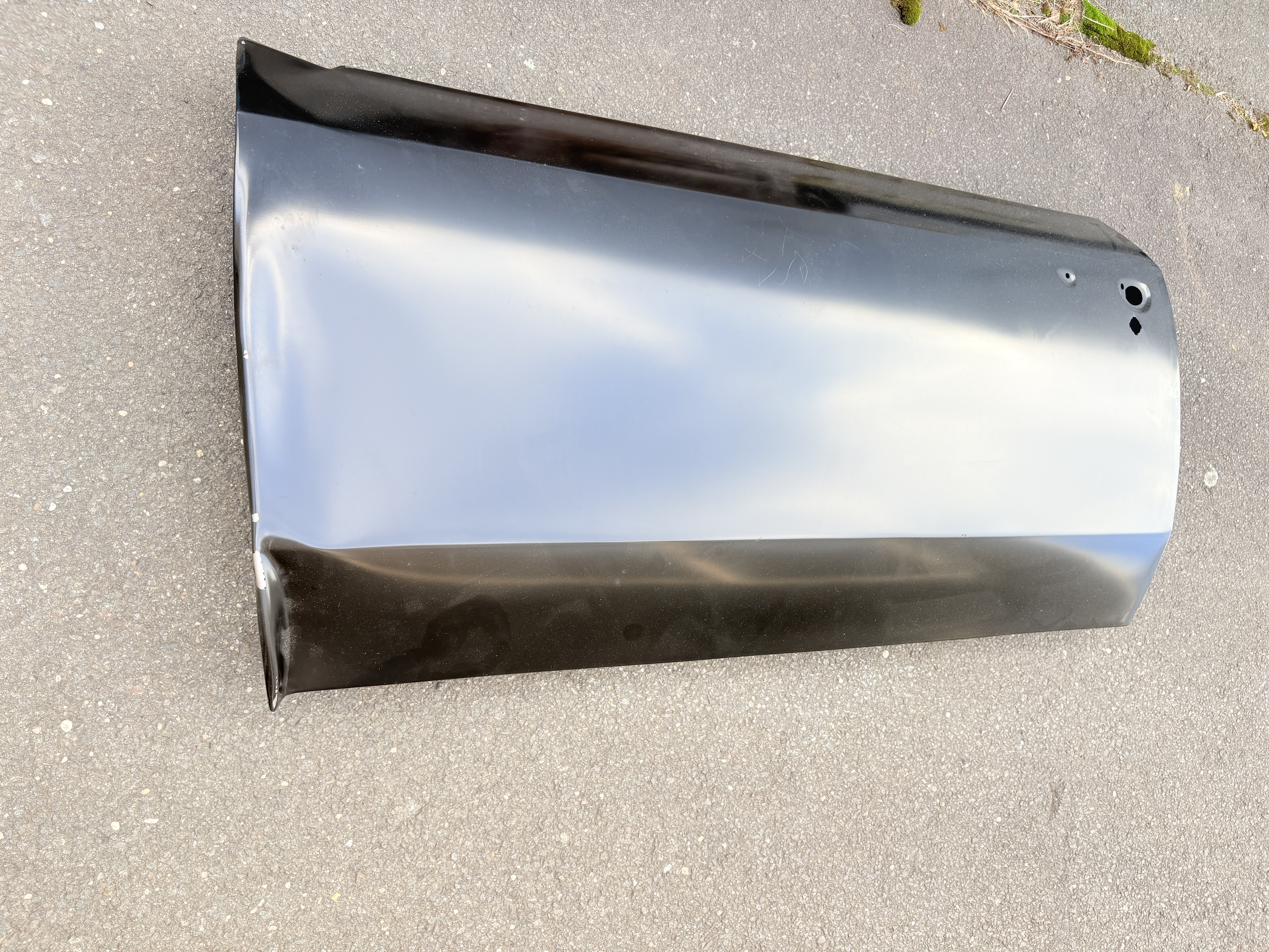 1966-67 CHEVELLE DAMAGED LEFT DOOR SHELL